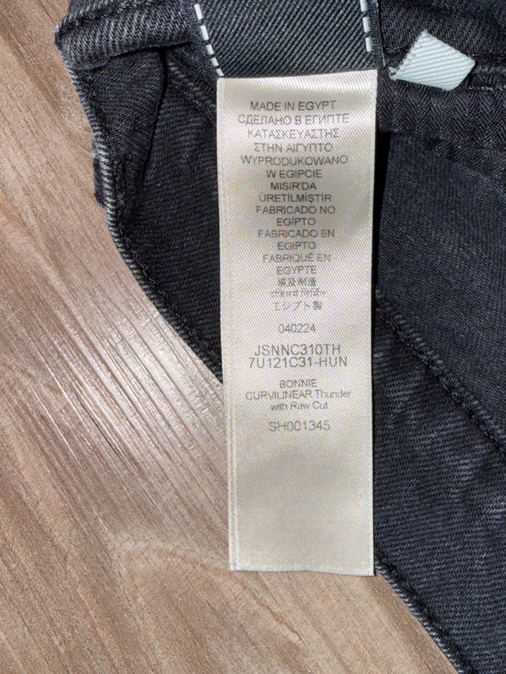 7 For All Mankind Bonnie Curvilinear Barrel Jeans 30 Thunder Black $208 - Picture 9 of 11